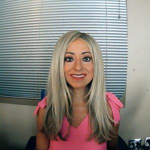 Meet your Posher, Lori